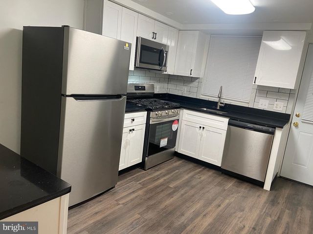 2863 CHATHAM ST, Philadelphia, PA 19134
