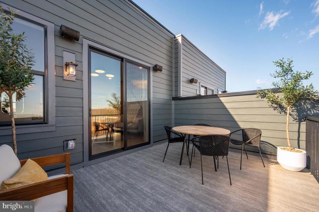 140 SHANNON MEWS, Alexandria, VA 22304
