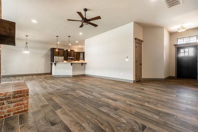 6133 Oxnard Street, Edmond, OK 73034