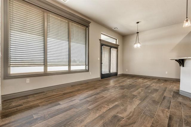 6133 Oxnard Street, Edmond, OK 73034