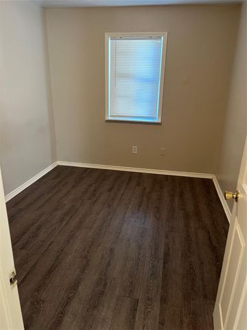 111 7th Street 2, Rosenberg, TX 77471