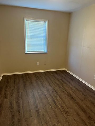 111 7th Street 2, Rosenberg, TX 77471