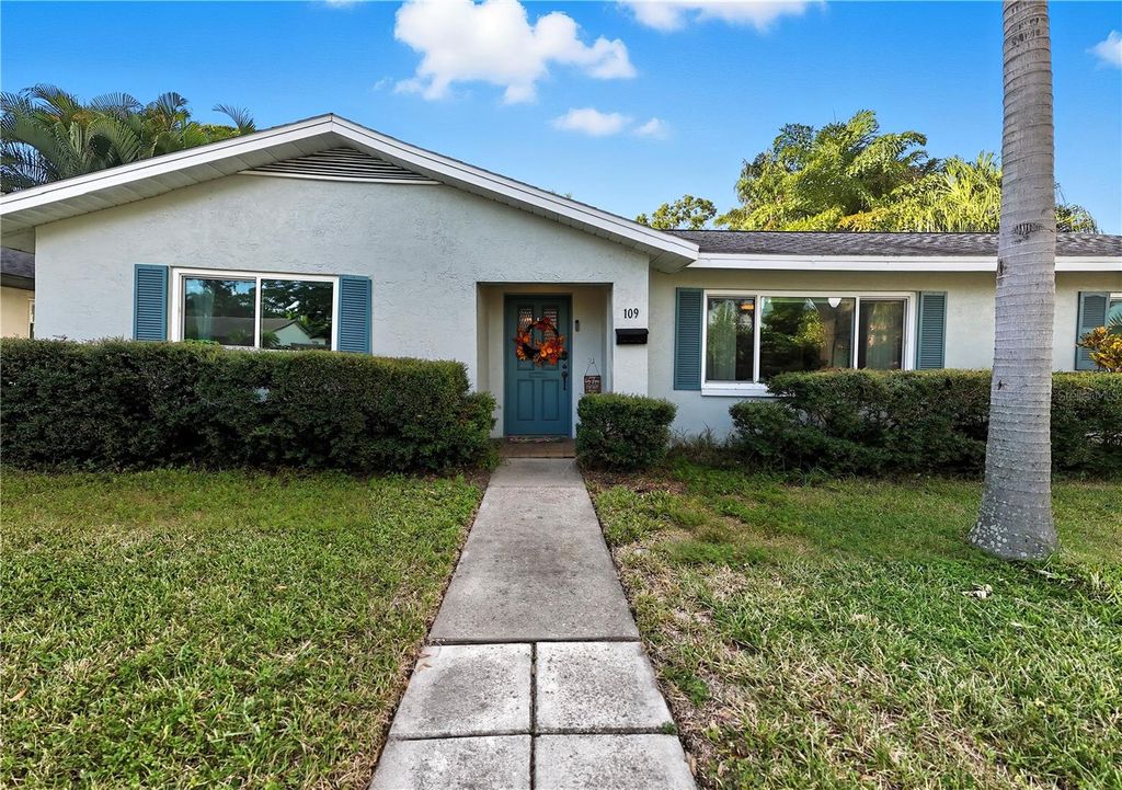109 34TH AVENUE N, St Petersburg, FL 33704