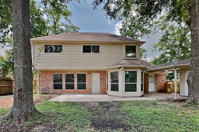 18330 Ella Boulevard, Spring, TX 77388