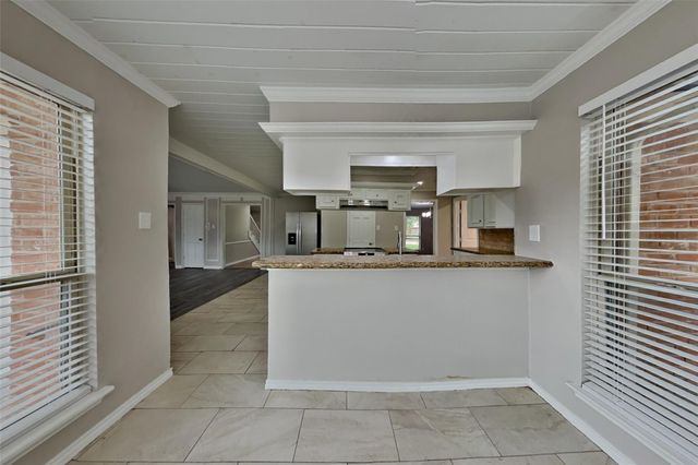18330 Ella Boulevard, Spring, TX 77388