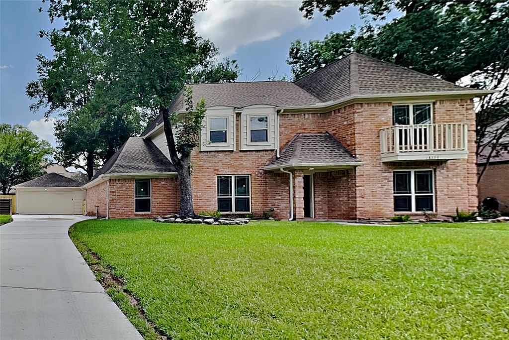 18330 Ella Boulevard, Spring, TX 77388
