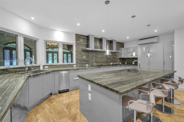 1710 S Miami Ave, Miami, FL 33129