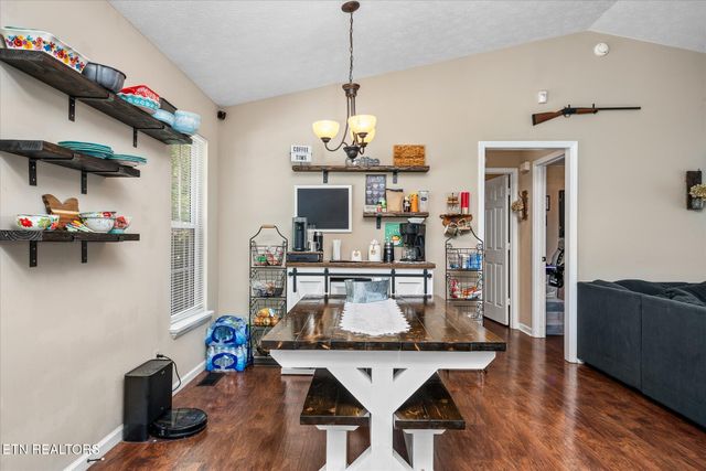 71 Marymont Drive, Crossville, TN 38555