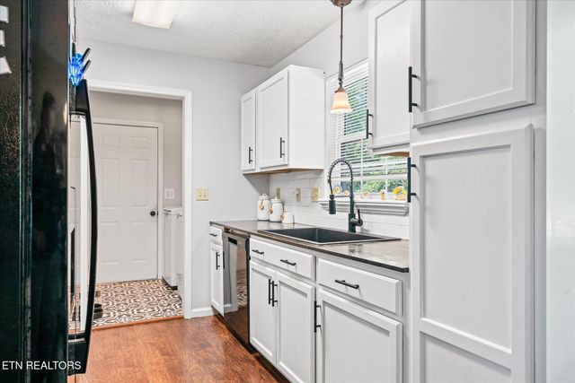 71 Marymont Drive, Crossville, TN 38555