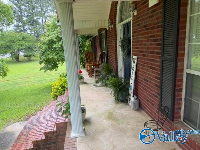 732 Wheeler Drive NE, Arab, AL 35016
