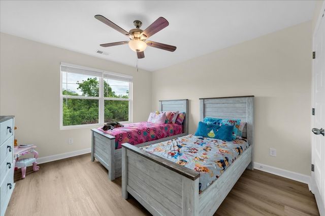 133 Dameron Pvt Dr, Hendersonville, TN 37075