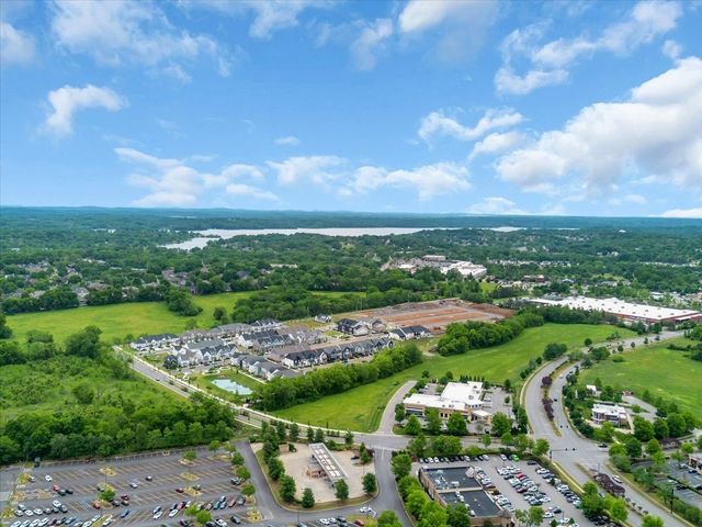 133 Dameron Pvt Dr, Hendersonville, TN 37075