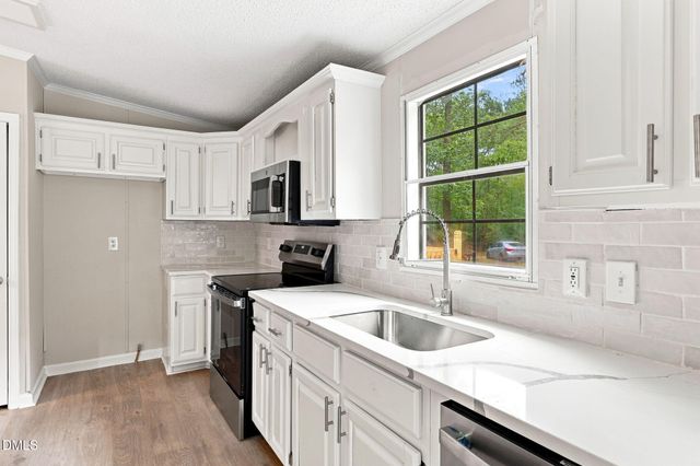 3984 Fulford Mcmillan Road, Raeford, NC 28376