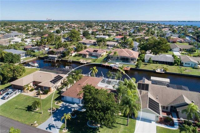 2633 SE 19th PL, Cape Coral, FL 33904