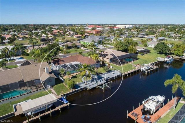 2633 SE 19th PL, Cape Coral, FL 33904