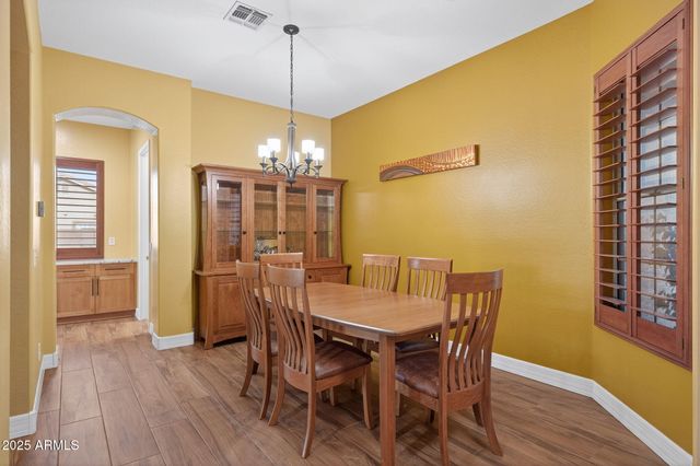 32164 N SUNFLOWER Trail, San Tan Valley, AZ 85143