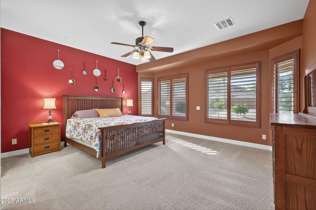 32164 N SUNFLOWER Trail, San Tan Valley, AZ 85143