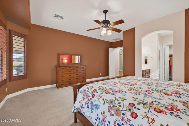 32164 N SUNFLOWER Trail, San Tan Valley, AZ 85143