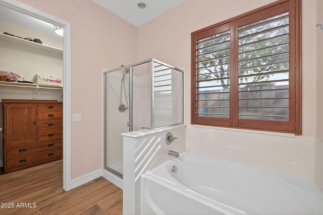 32164 N SUNFLOWER Trail, San Tan Valley, AZ 85143