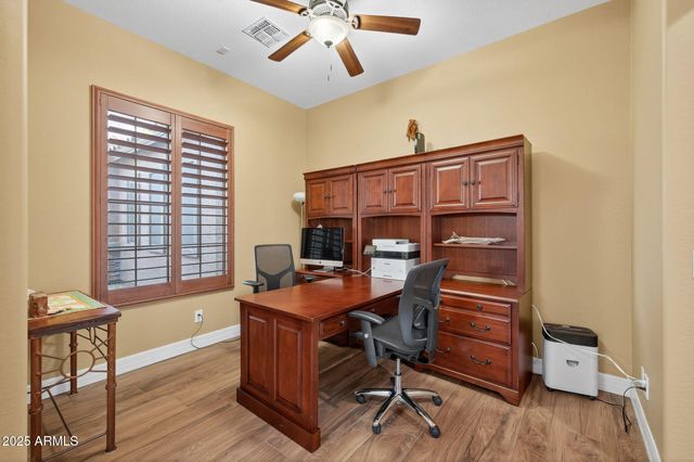 32164 N SUNFLOWER Trail, San Tan Valley, AZ 85143