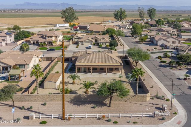 32164 N SUNFLOWER Trail, San Tan Valley, AZ 85143