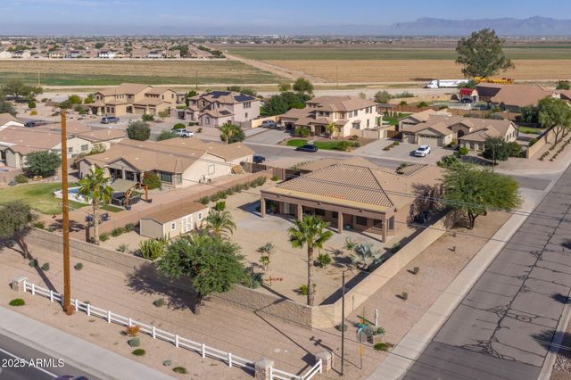 32164 N SUNFLOWER Trail, San Tan Valley, AZ 85143