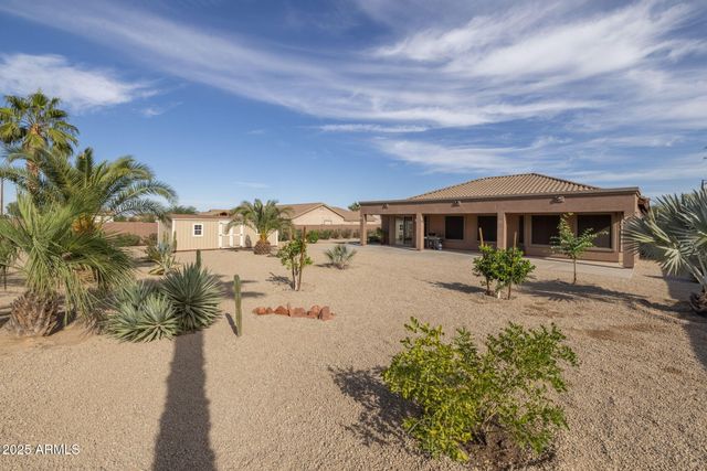 32164 N SUNFLOWER Trail, San Tan Valley, AZ 85143