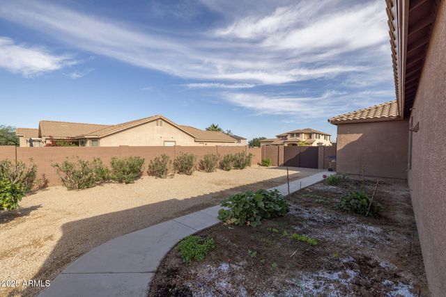 32164 N SUNFLOWER Trail, San Tan Valley, AZ 85143