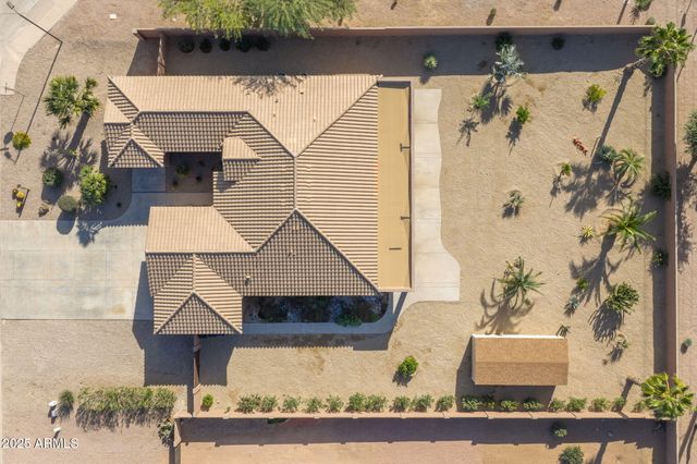 32164 N SUNFLOWER Trail, San Tan Valley, AZ 85143