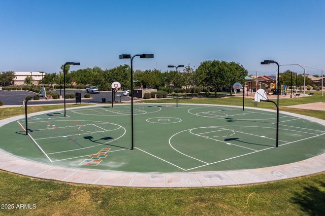 32164 N SUNFLOWER Trail, San Tan Valley, AZ 85143