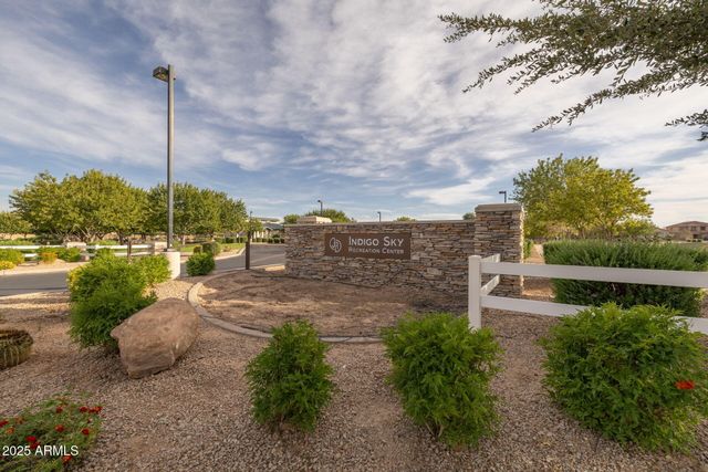 32164 N SUNFLOWER Trail, San Tan Valley, AZ 85143