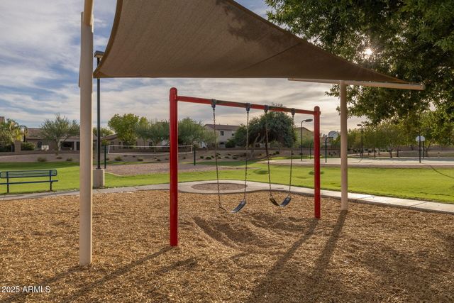 32164 N SUNFLOWER Trail, San Tan Valley, AZ 85143