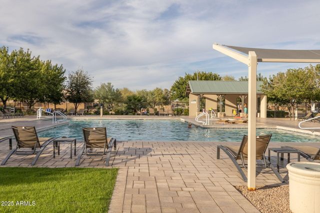 32164 N SUNFLOWER Trail, San Tan Valley, AZ 85143