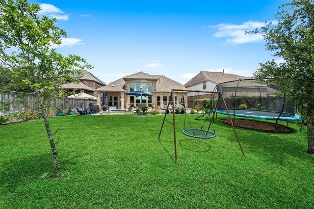 75 Springtime Creek Drive, Magnolia, TX 77354
