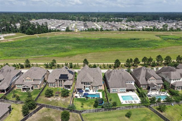 75 Springtime Creek Drive, Magnolia, TX 77354