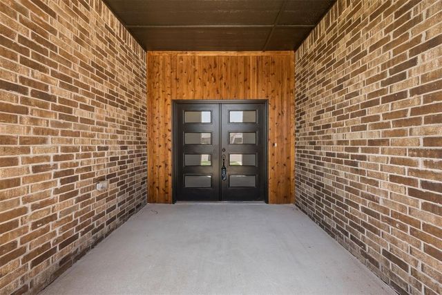 149 Sage Brush Way, Edmond, OK 73025