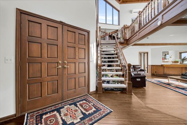 523 Lathrop Avenue, Algonac, MI 48001