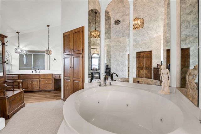 523 Lathrop Avenue, Algonac, MI 48001