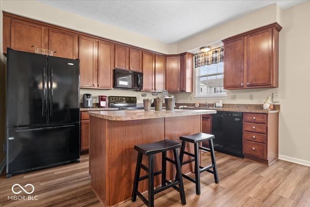 11090 Sanders Drive, Fishers, IN 46038