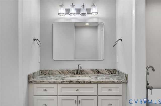 815 Cedar Hill Rd, Louisa, VA 23117