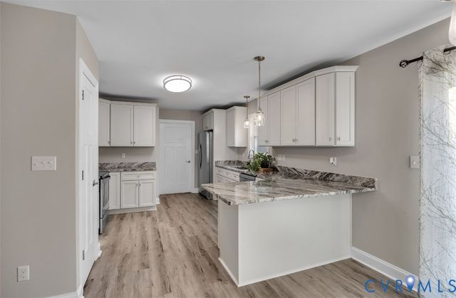 815 Cedar Hill Rd, Louisa, VA 23117