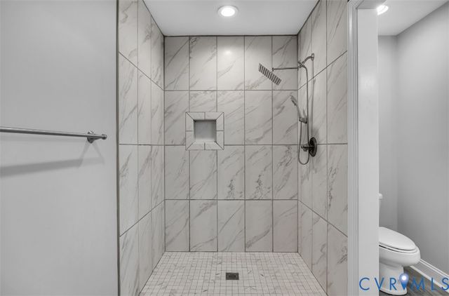 815 Cedar Hill Rd, Louisa, VA 23117