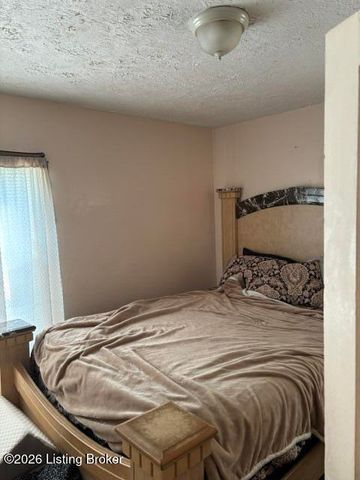 1786 Algonquin Pkwy, Louisville, KY 40210