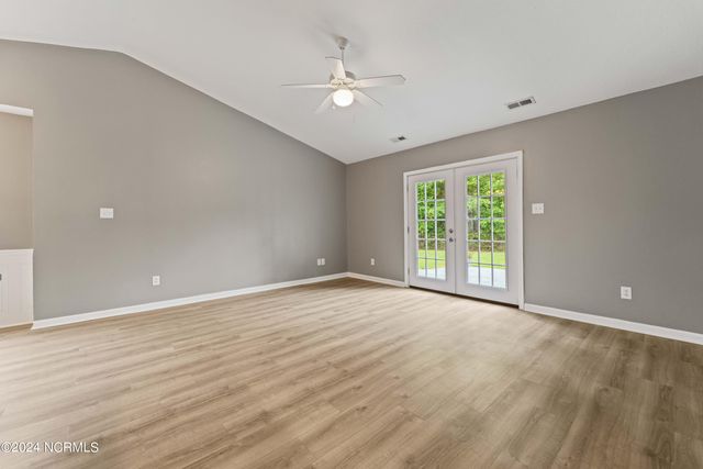 106 Cona Court, New Bern, NC 28560