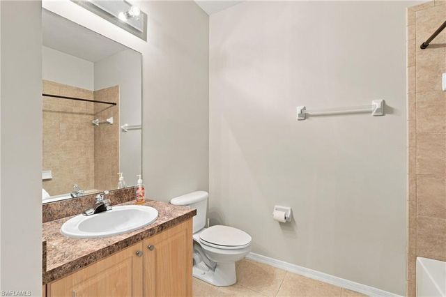 15999 Mandolin Bay DR 202, Fort Myers, FL 33908