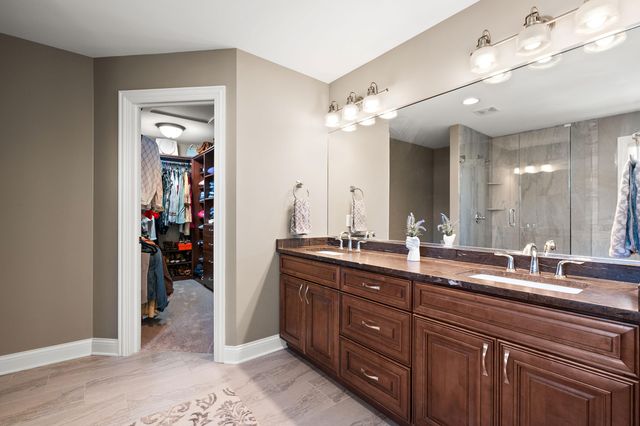 2145 Copper Creek Drive, Crown Point, IN 46307