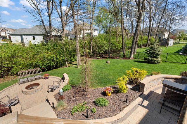 2145 Copper Creek Drive, Crown Point, IN 46307