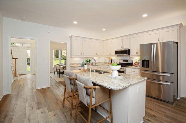 2805 Crestwicke Drive NW, Kennesaw, GA 30152