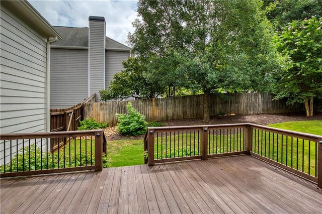 2805 Crestwicke Drive NW, Kennesaw, GA 30152