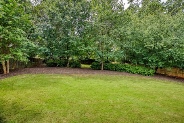 2805 Crestwicke Drive NW, Kennesaw, GA 30152